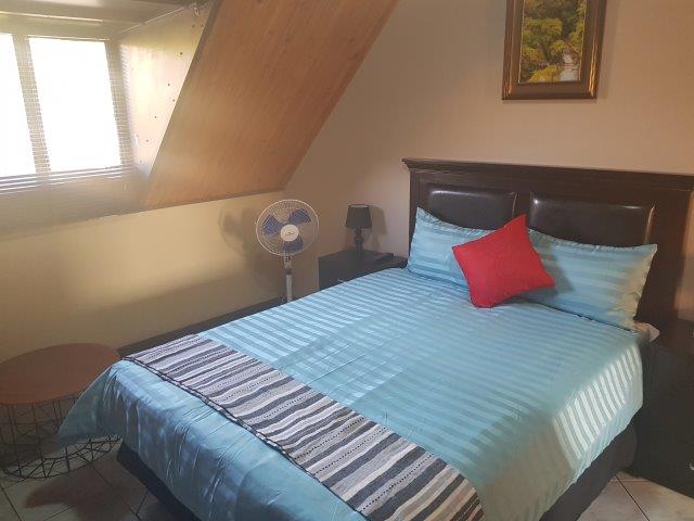 Room 1 Image 3