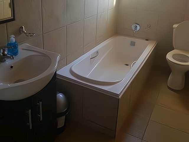 Room 1 Image 4