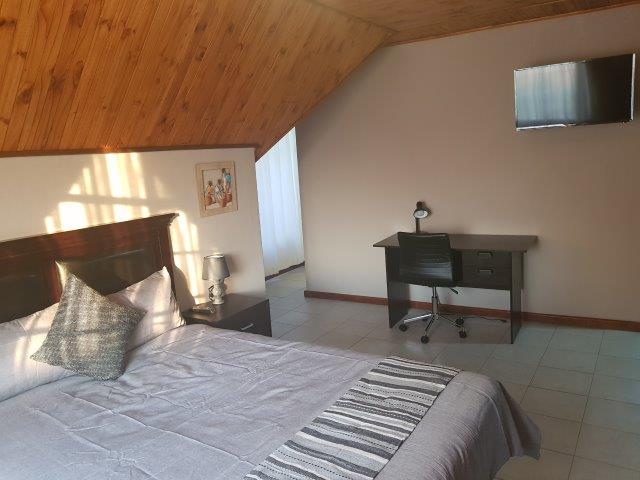 Room 6 Image 2